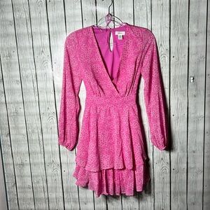 Japna pink printed V-Neck long sleeve tiered dress size Medium